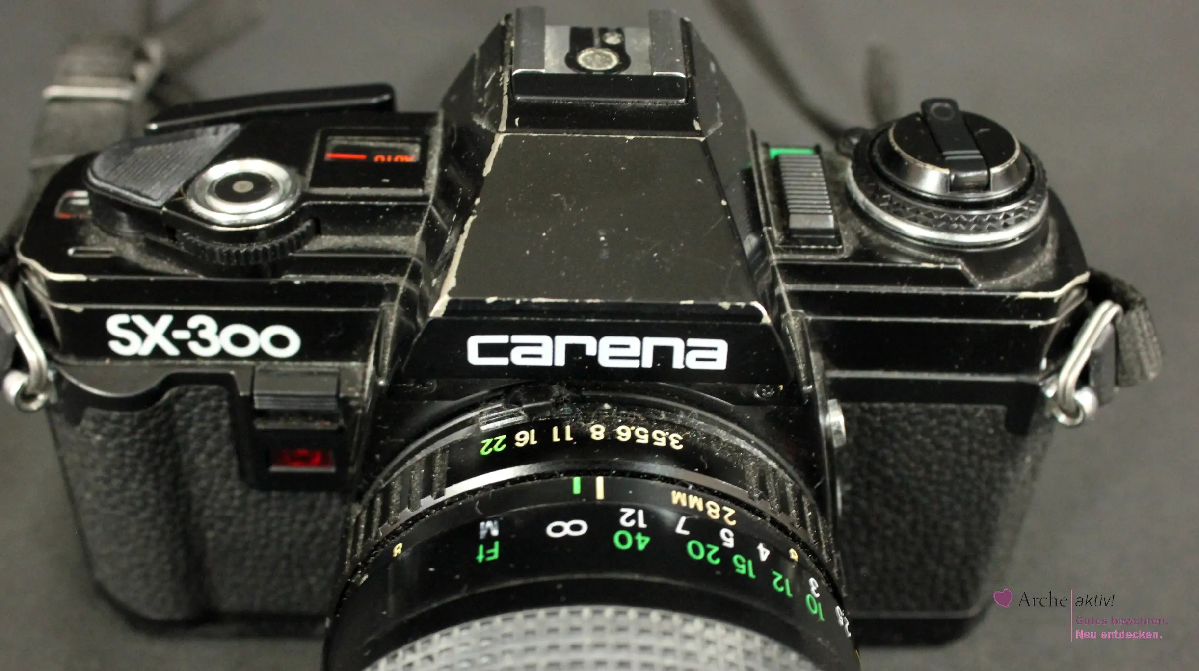 Carena SX-300 SLR-Kamera mit Exakta 28-200 mm 1:3,5-5,6 Macro, gebraucht